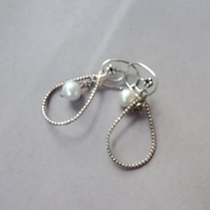 Pandora sterling earring with pearls